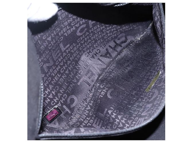 Borsa a spalla CHANEL Choco Bar in tela nera CC Auth BA034 Nero - vista 19