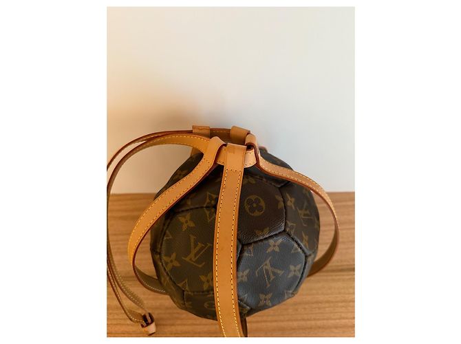 Louis Vuitton Ballon Édition limitée Coupe du Monde 98 Marron foncé - vue 3