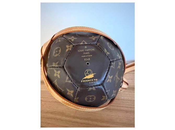 Louis Vuitton Ballon Édition limitée Coupe du Monde 98 Marron foncé - vue 6