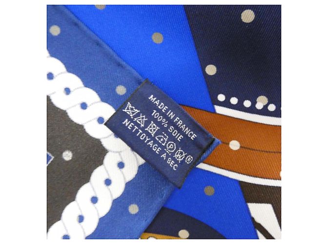 Hermès LA BERLINE BAYADÈRE Quadrat-Schal Blau - Ansicht 3