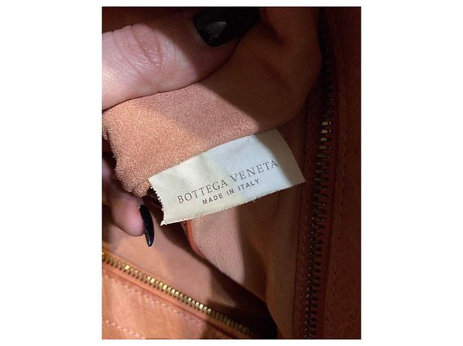 Borsa da viaggio Bottega Veneta in pelle di struzzo rosa - vista 6