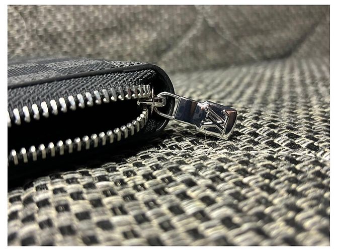 Louis Vuitton Black Leather Wallet - vista 4