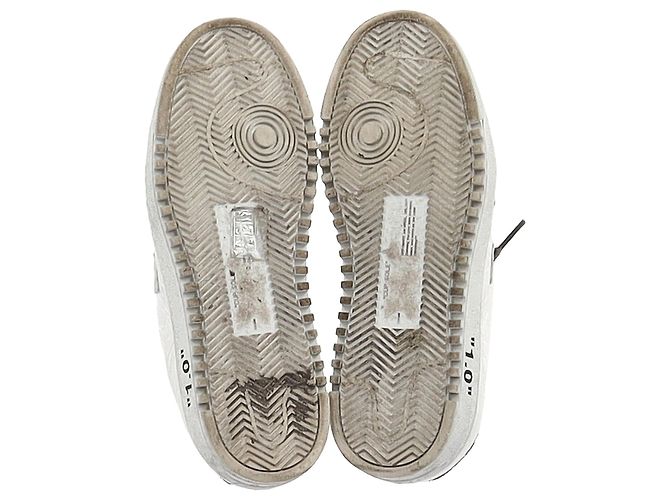Off White Tênis baixos de couro branco com detalhes em glitter Off-White 2.0 - vista 6