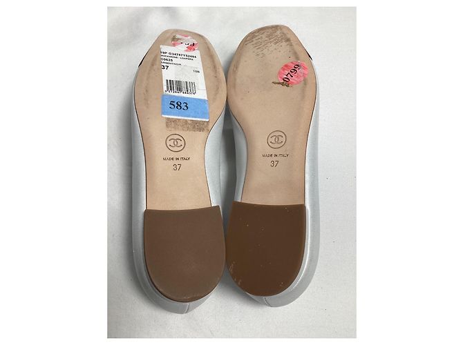 Timeless Bailarinas de cuero plateado con logo CC entrelazado de Chanel Plata - vista 13