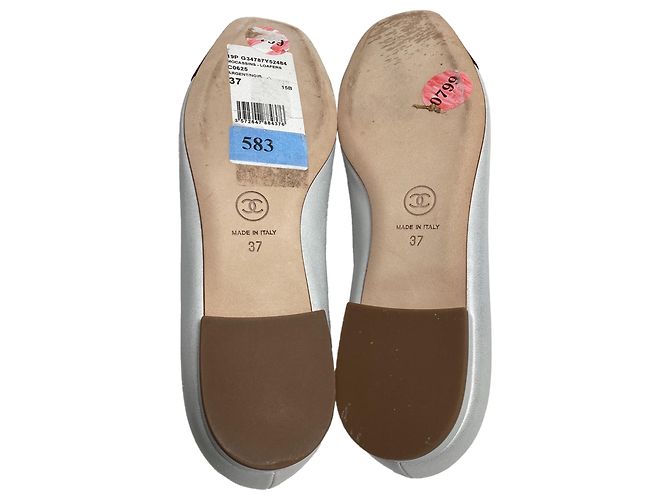 Timeless Bailarinas de cuero plateado con logo CC entrelazado de Chanel Plata - vista 4