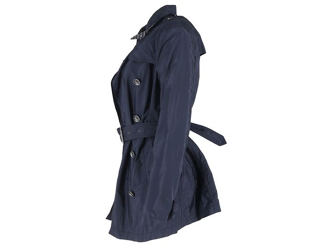 Casaco peacoat duplo abotoado com cinto Burberry em nylon azul marinho - vista 2