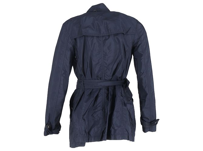 Casaco peacoat duplo abotoado com cinto Burberry em nylon azul marinho - vista 3