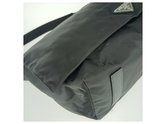 Borsa a tracolla in nylon nero e pelle Prada - vista 4