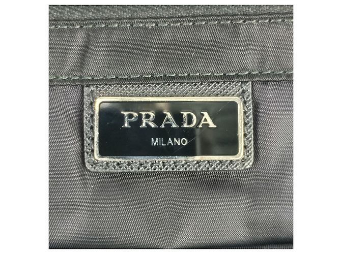 Borsa a tracolla in nylon nero e pelle Prada - vista 8