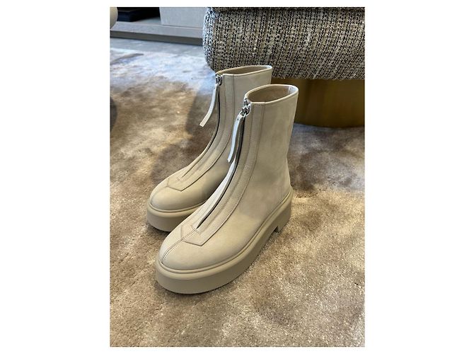Botines THE ROW T.EU 37 Cuero Beige - vista 2