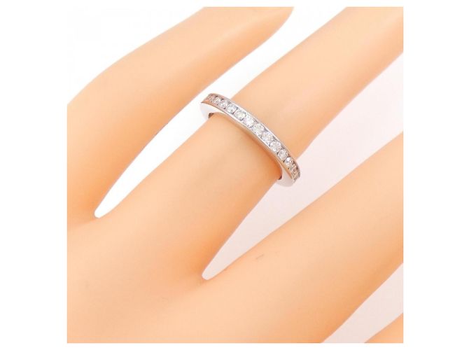 Runder Kanalset-Ring von Harry Winston - Ansicht 4