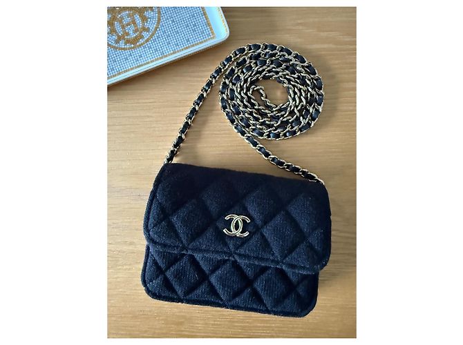 Mini borsa Chanel mademoiselle senza tempo nera in jersey Nero - vista 2