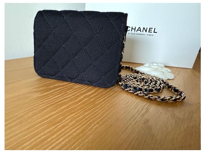 Mini borsa Chanel mademoiselle senza tempo nera in jersey Nero - vista 7