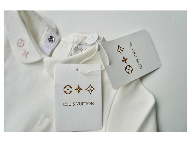 LOUIS VUITTON Weißer Mädchen-Pyjama neu mit Etiketten 12 Monate - Ansicht 5