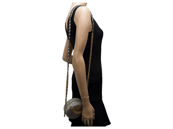 CHANEL Bag Chanel 19 in Grey Tweed - 102523 - view 13