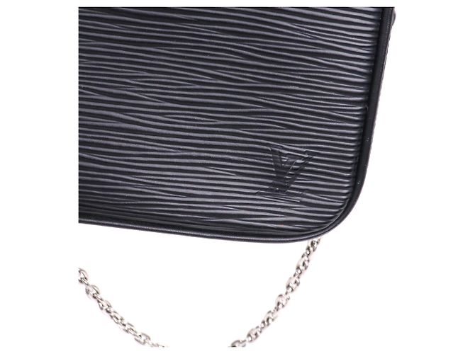 LOUIS VUITTON - Borsa a spalla Louis Vuitton Easy Pouch On Strap in pelle Epi nera Nero - vista 6