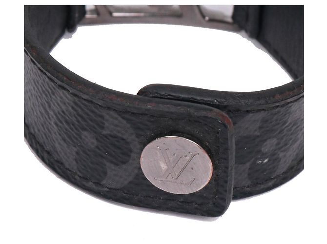 LOUIS VUITTON - Bracciale Slim LV Louis Vuitton in tela Monogram Eclipse (T19) Nero - vista 4