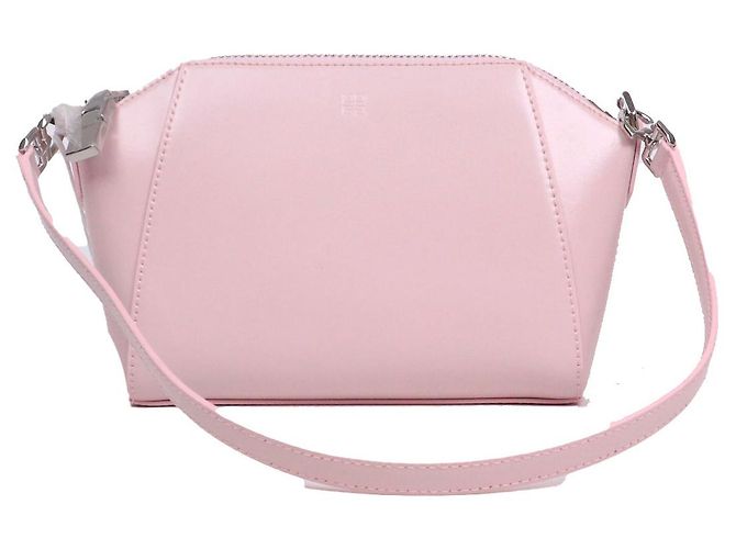 GIVENCHY - Bolsa de ombro Antigona XS em couro liso rosa claro - vista 3