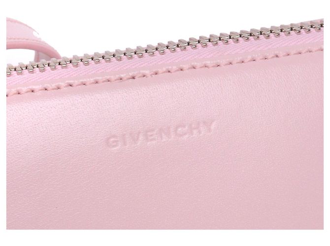GIVENCHY - Bolsa de ombro Antigona XS em couro liso rosa claro - vista 5