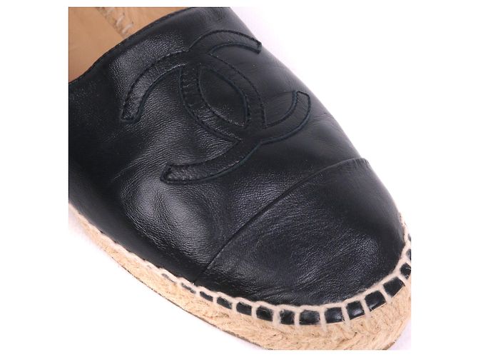 CHANEL - Espadrillas Chanel CC in pelle nera (T37) Nero - vista 3