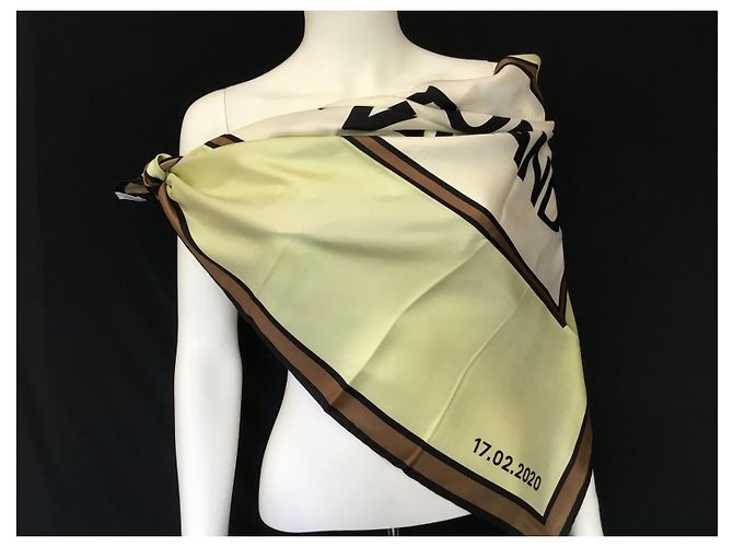 Sciarpa di seta multicolore Burberry 90cm x 90cm - vista 12