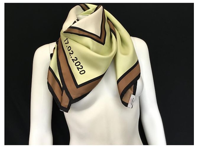 Sciarpa di seta multicolore Burberry 90cm x 90cm - vista 9