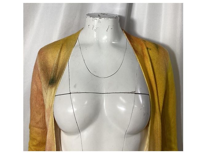 Gelber Kaschmirpullover mit Aquarellkrawatte aus der Jason Wu Kollektion - Ansicht 8