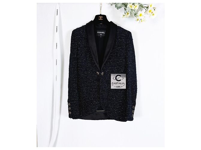 Chanel Neue atemberaubende schwarze Tweedjacke - Ansicht 13