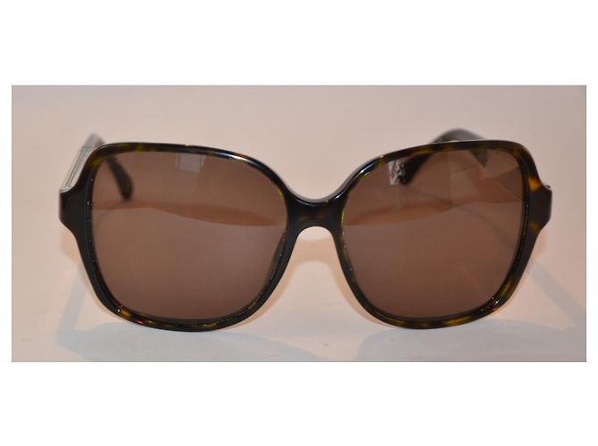 Occhiali da sole Chanel in plastica multicolore - vista 2