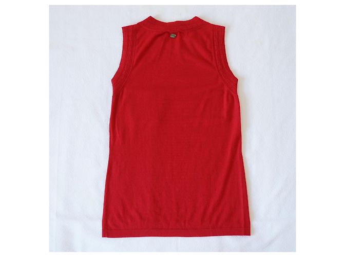 Top Chanel de Cachemira Rojo con Camelia Bordada Roja - vista 2