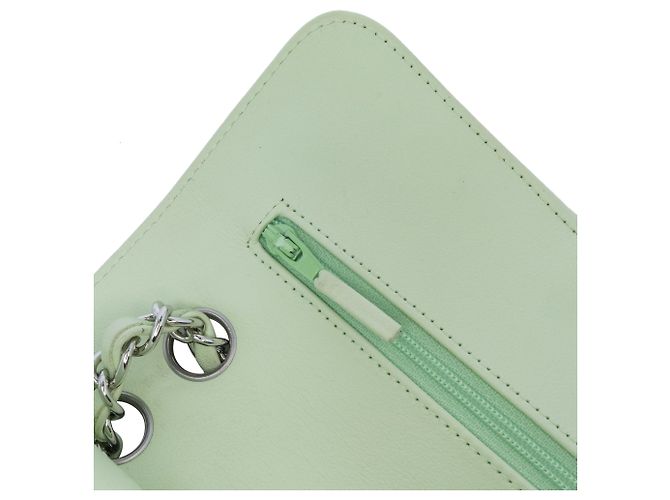 Chanel Verde Piccolo Classico Chevron in Pelle di Agnello Doppio Verde chiaro - vista 7