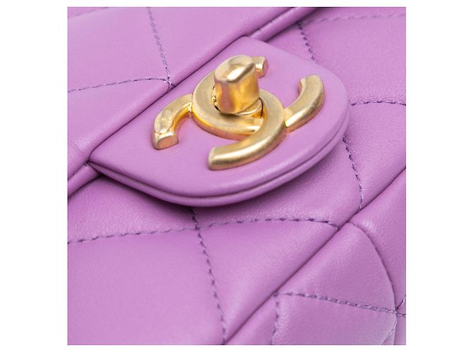 Chanel Mini Borsa in Pelle di Agnello Trapuntata Viola Funky Town Porpora - vista 7
