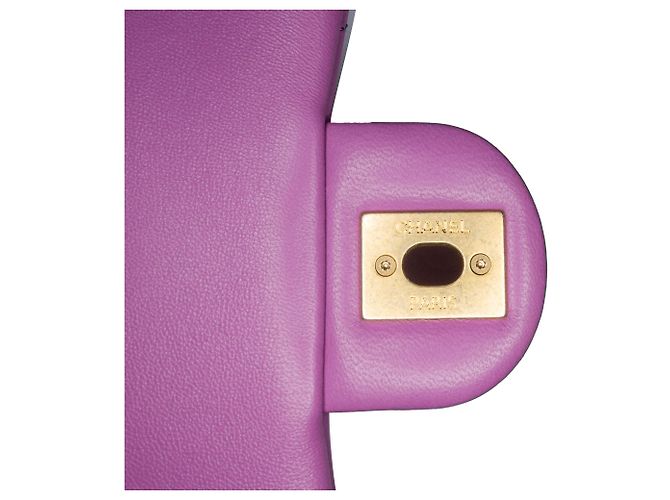 Chanel Mini Borsa in Pelle di Agnello Trapuntata Viola Funky Town Porpora - vista 8