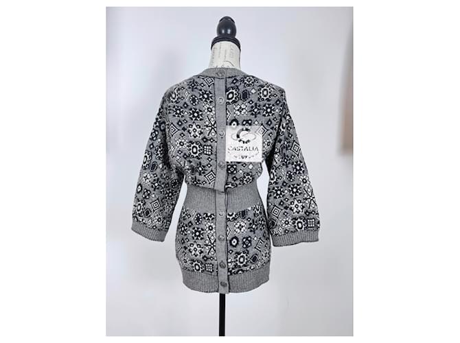 Chanel Neuer Cashmere-Pullover von der Laufsteg - Ansicht 11