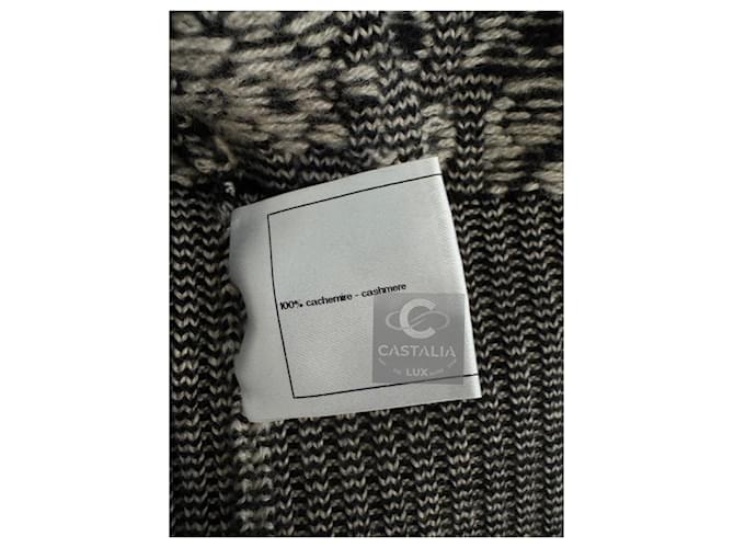 Chanel Neuer Cashmere-Pullover von der Laufsteg - Ansicht 13