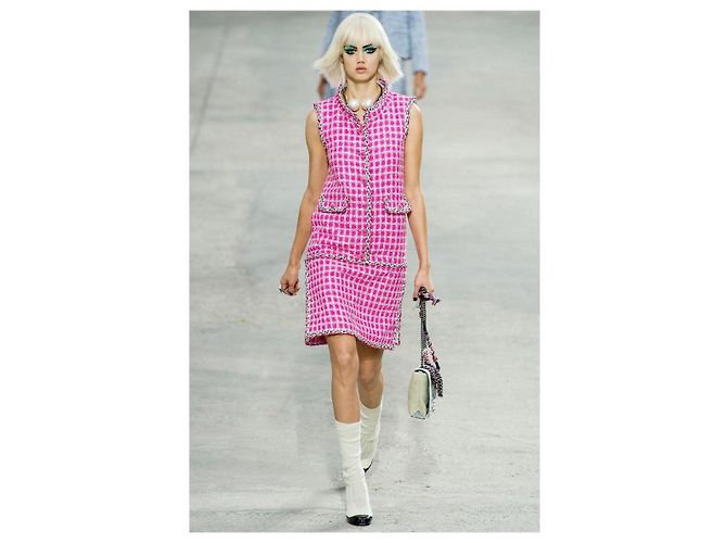 Chanel Vestido de tweed nueva colección 8K$ Gris - vista 3