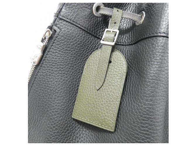 Noe Zaino Noé in Taurillon Louis Vuitton Nero - vista 5