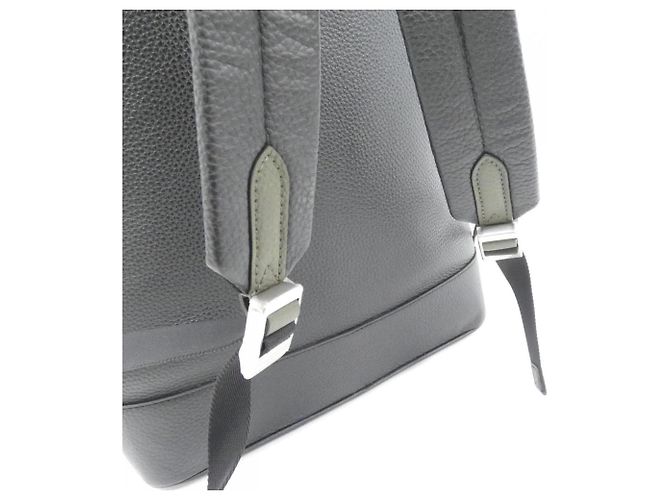 Noe Zaino Noé in Taurillon Louis Vuitton Nero - vista 7