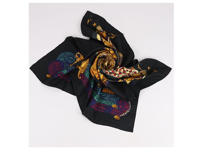 Foulard Hermès Carré 90 "L ATLANTIDE" 100% Seta Nero - vista 14