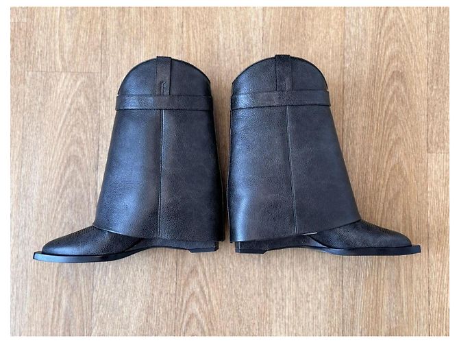 Botines Givenchy Shark Lock Cowboy de cuero negro - vista 3