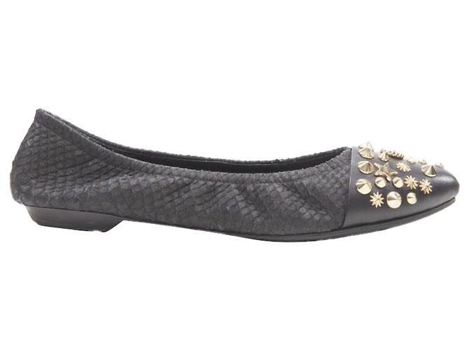 Ballerine con punta in pelle e borchie a stella Givenchy Riccardo Tisci - vista 2