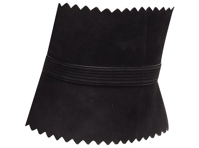Alaïa Cintura statement in pelle scamosciata con ampie scallop di Azzedine Alaia - vista 6