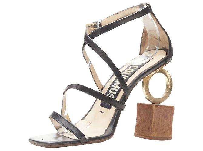 Architektonischer Holzblockring Jacquemus mit Riemchenabsatz - Ansicht 4
