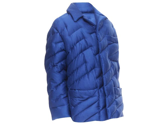 Fendi silk logo goose down puffer jacket - view 3