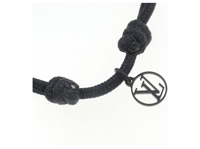 Bracciale charm nero Lockit Virgil Abloh di Louis Vuitton - vista 3