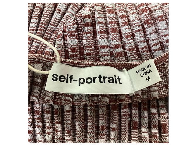 Self portrait Vestido maxi de viscose vermelha com acabamento em guipure e malha canelada Vermelho Bordeaux - vista 5