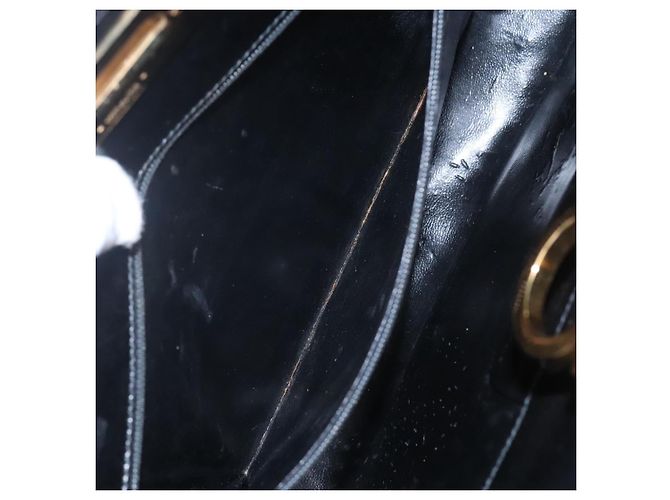 Borsa a spalla in pelle nera e oro Gancini Chain di Salvatore Ferragamo Auth bs22402 Noir Doré - vue 19