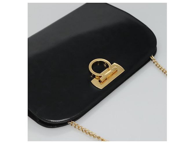 Borsa a spalla in pelle nera e oro Gancini Chain di Salvatore Ferragamo Auth bs22402 Noir Doré - vue 6