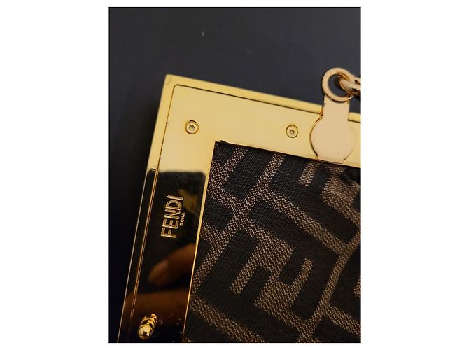 Borsa a tracolla Fendi in pelle nera Nero - vista 8