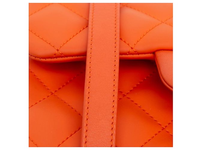 Coco rain Chanel Arancione Parigi Seoul Piccolo Gomma Coco Pioggia Flap - vista 10